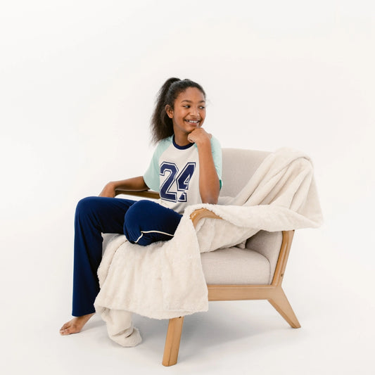 DreamScape Tee & decidedly Unique pant set from the Decided collection